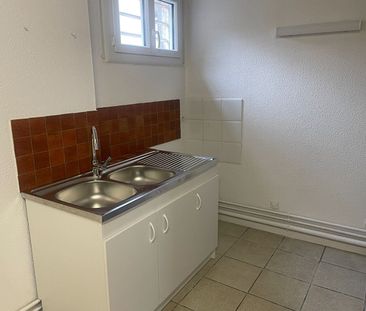 33450 SAINT-LOUBES - Appartement T1 bis à louer avec terrasse priva... - Photo 5