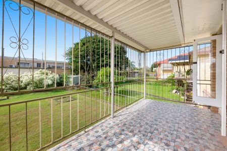 14 Lencol Street, - Photo 3