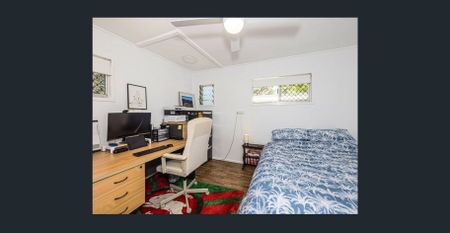 🏡 2 Clayton Street, Woorim – Beachside Living at Its Best! - Photo 5