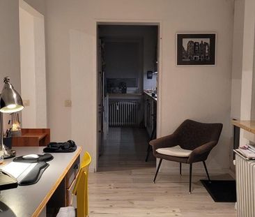 Helle 2 1/2 -Z,K.D,b,Balk. in Aachen-Richt., Schloß-Schönaugebiet - Foto 1