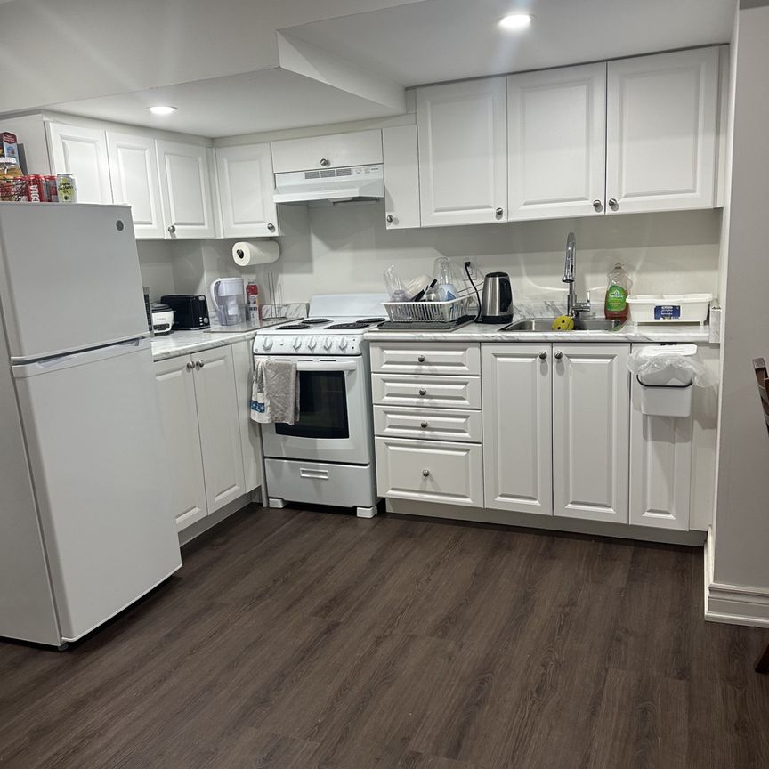 For Lease - 4 Magnum Way Unit# Room, Toronto, Ontario - Photo 1