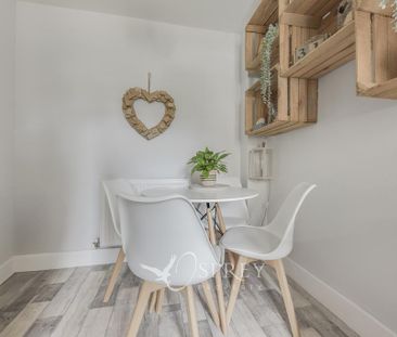 2 bedroom terraced house to rent - Photo 2