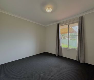 Light, Bright & Low-Maintenance Coastal Living. - Photo 6