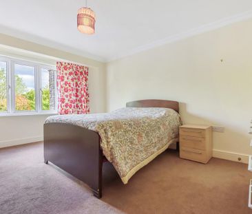 2 bedroom ground floor flat to rent - Photo 5