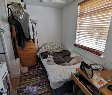 6 Bed Terraced House, Coleman Street, BN2 - Photo 5