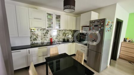 Casa de inchiriat 82mp cu 3 camere 2 bai terasa parcare Arh - Fotografie 4