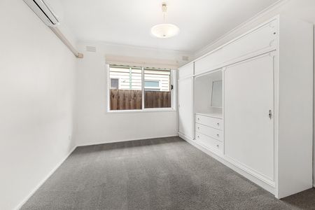 16 Crown Street, Flemington VIC 3031 - Photo 3