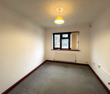 Newland Gardens, Cradley Heath - Photo 4