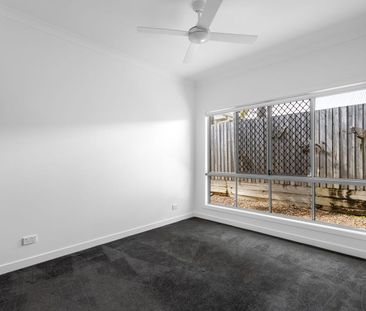 Golf Course Living in a Peaceful Peregian Springs Pocket - Photo 2