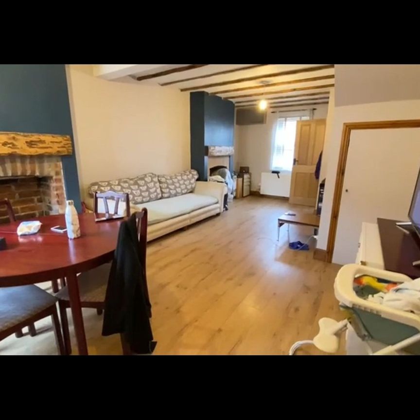 2 Bed Terraced House, Eldon Street, RG1 - Photo 1