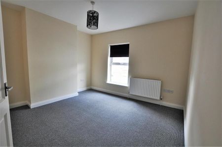 2 bedroom house to rent - Photo 2