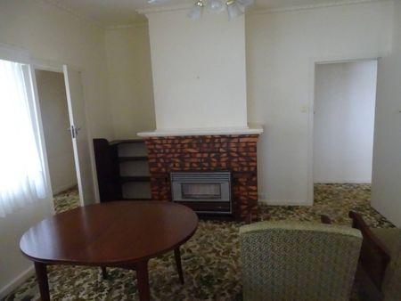 Central location - Photo 2