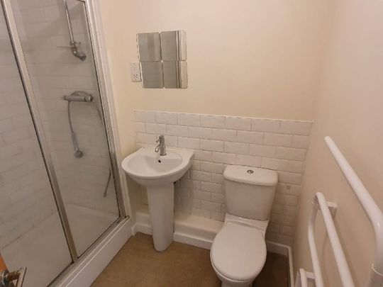 Attingham Drive, Dudley, DY1 - Photo 1