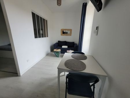 Location Appartement 2 pièces 30m² ST JEAN D ANGELY 17400 - Photo 4