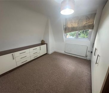 3 bedroom semi-detached house to rent - Photo 3