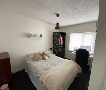 NON HMO, 48 Stranmillis Park, Belfast, BT9 5AU - Photo 4
