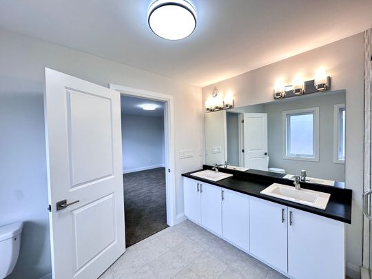 For Lease - 13 Lillys Court, Cramahe, Ontario - Photo 1