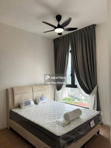 Laurel Residence - Photo 4