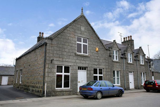 Ground Floor Flat, 21 The Square, AB34 4TX, Aboyne - Photo 1