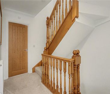 3 bedroom terraced house to rent - Photo 2