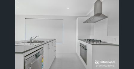 Where Comfort, Style, and Convenience Come Together!! - Photo 2