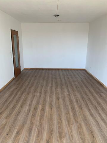 Gemütliche und helle 2-Zimmer Wohnung in ruhiger Lage mit Loggia, Am Festplatz 13c, Linden Leihgestern - Foto 2