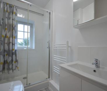 3 bedroom end of terrace house to rent - Photo 4