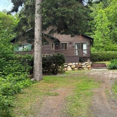 5 1/2 - Notre-Dame-de-la-Merci - 2 200 $/mois - Photo 4