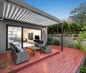 165A Linacre Road, Hampton VIC 3188 - Townhouse For Rent | Domain - Photo 1