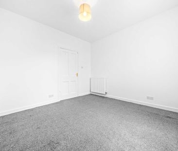 Price £1,295 pcm - Available Now - Unfurnished - Photo 4