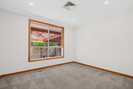 Charming 3-Bedroom Home with Abundant Natural Light - Photo 3