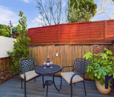 3 bedroom terraced house to rent - Photo 6
