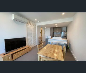 2618/160 Victoria Street, Carlton, Vic 3053 - Photo 4