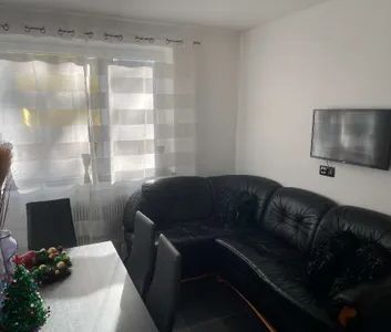 Ruhige 1,5 Zi-Wohnung hofseitig ausgerichtet *NEUBAU* Ab SOFORT* KEIN WG! Max. 2 Personen - Photo 1