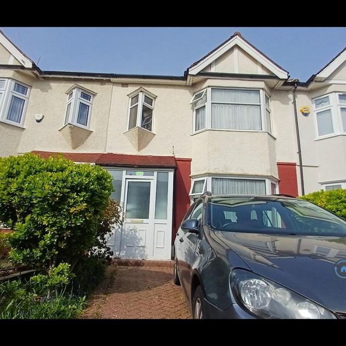 3 bedroom terraced house to rent - Photo 1
