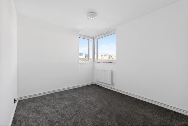 3 bedroom maisonette to rent - Photo 1