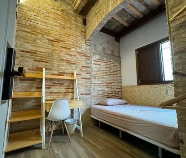 Travessera de Gràcia, Barcelona, Catalonia 08024 - Photo 3