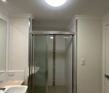 Two Bedrooms, two bathrooms, ground floor apartment unit, West End,... - Photo 1