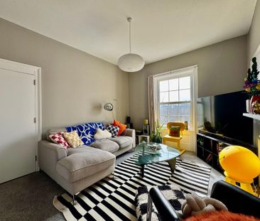 3 bedroom flat to rent - Photo 1