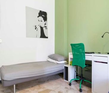 Via Salvatore Barzilai, Milan, Lombardy 20146 - Photo 4