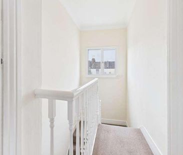 Clarendon Road, Hove, BN3 - Photo 2