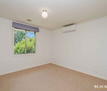 BEAUTIFUL FAMILY HOME IN DUFFY - Photo 6