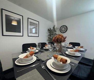 1 bedroom in a house share to rent - Photo 2