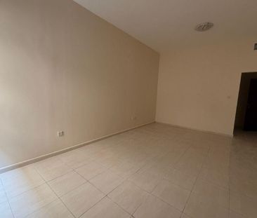 2bhk_Free AC_ Free Parking_2balconies,big spaces - Photo 2