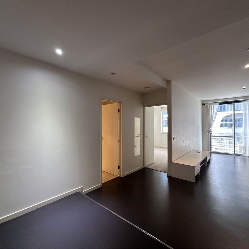 709/118 Russell Street - Photo 1