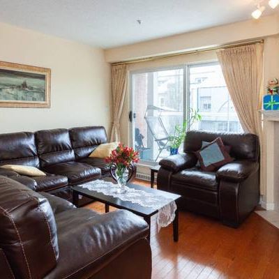 Vancouver Fairview 2BR 2BA 830sqft - FOR RENT - Photo 1