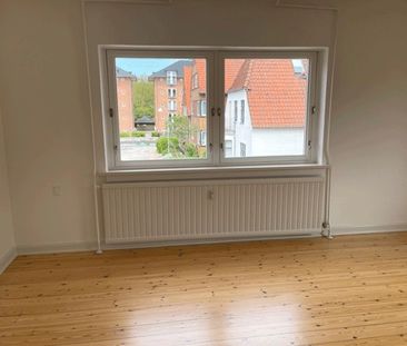 Dejlig 2-værelses lejlighed med attraktiv beliggenhed - Foto 5