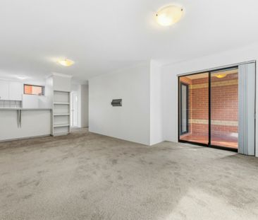 6/23 Wellington Street, East Perth - Photo 5
