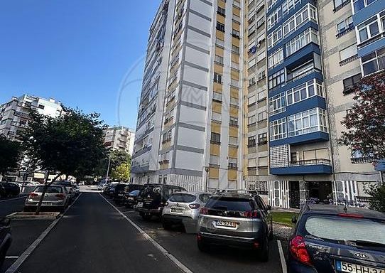 Apartamento T3 em Lisboa