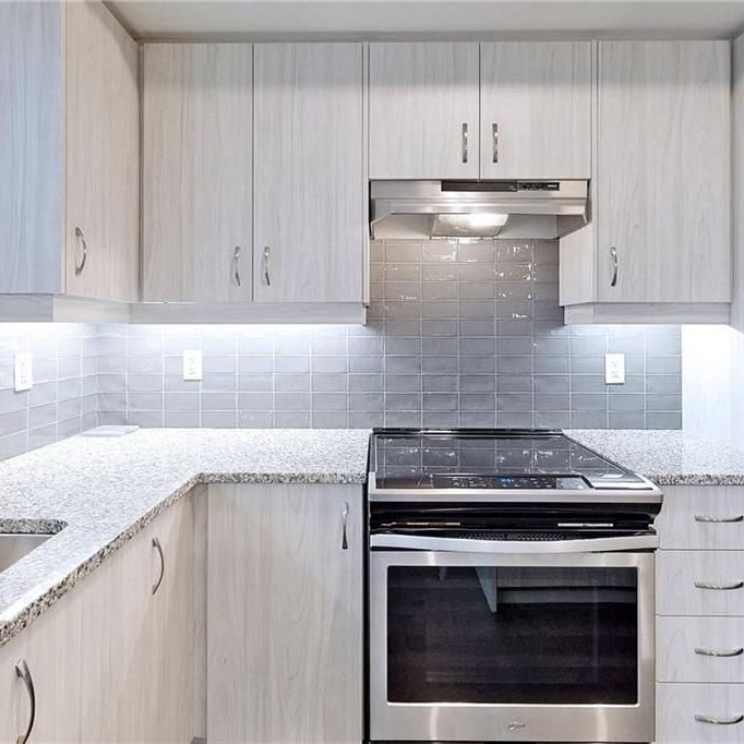 For Lease - 288 Glover Road Unit# 60, Hamilton, Ontario - Photo 1